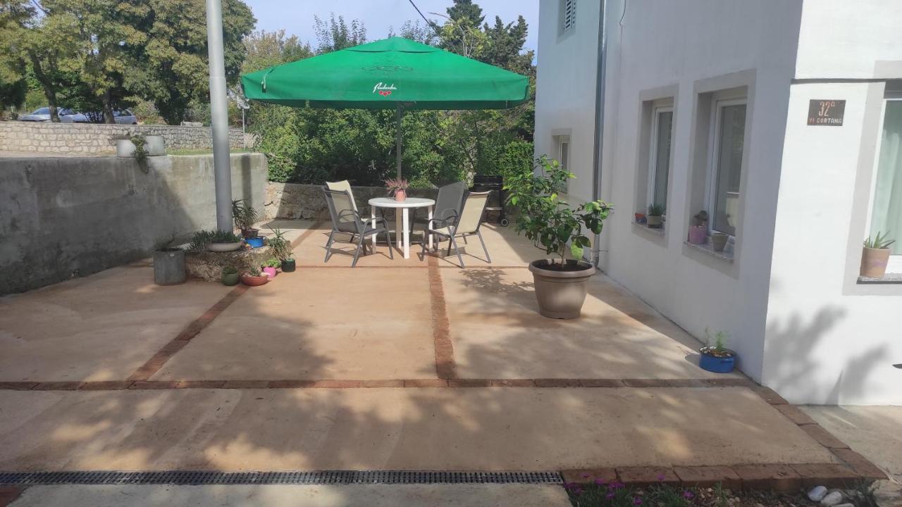 Apartment Loparina Nerezine Kültér fotó